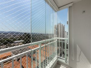 Image 5 - 925580