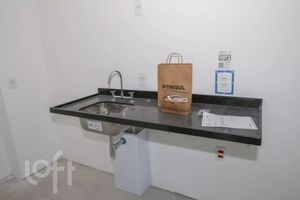 Image 3 - 925587