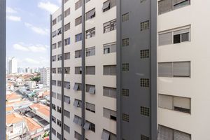 Image 8 - 925606