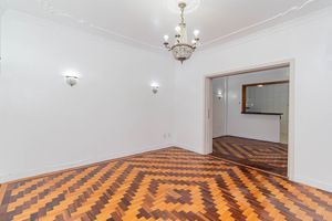 Image 4 - 925610