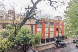 Image 16 - 925610