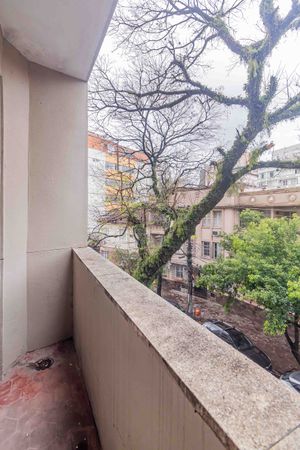 Image 26 - 925610