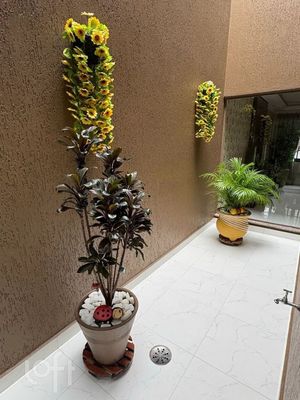 Image 9 - 925619