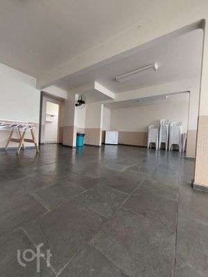 Image 32 - 925625
