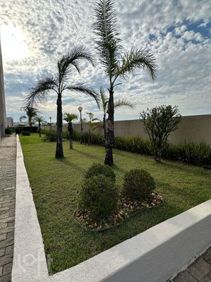 Image 22 - 925625