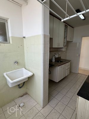 Image 4 - 925625