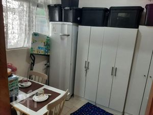 Image 11 - 925629