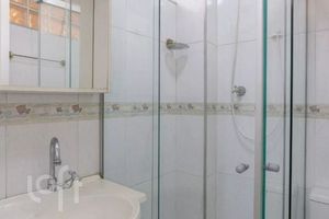 Image 13 - 925632