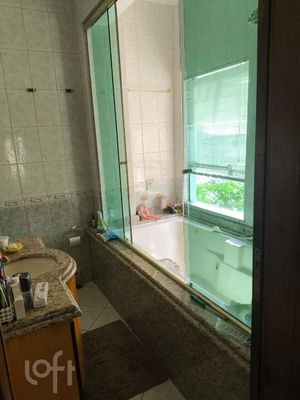 Image 38 - 925633