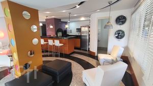 Image 37 - 925646