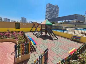 Image 20 - 925655