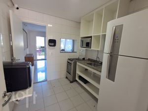 Image 13 - 925655
