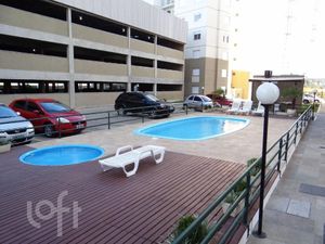 Image 11 - 925662