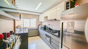 Image 5 - 925667