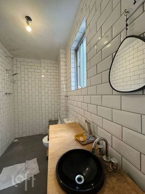 Image 17 - 925668