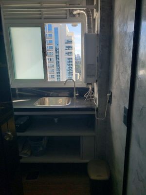 Image 11 - 925675