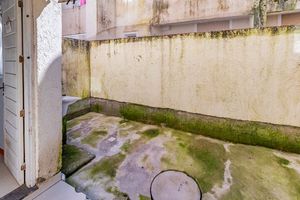 Image 16 - 925676