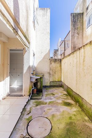 Image 34 - 925676