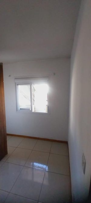Image 2 - 925676