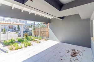 Image 63 - 925690