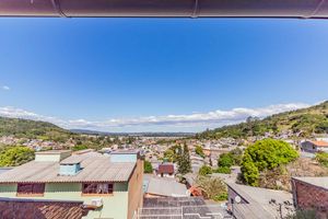 Image 42 - 925690