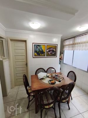 Image 11 - 925707