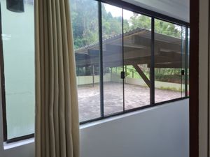 Image 33 - 925708