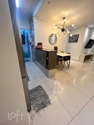 Image 3 - 925728