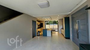 Image 10 - 925734