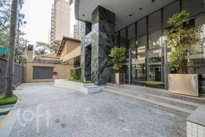 Image 9 - 925738