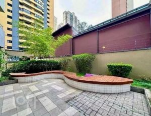 Image 11 - 925738