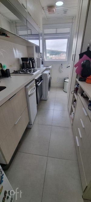 Image 21 - 925756