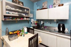 Image 3 - 925758