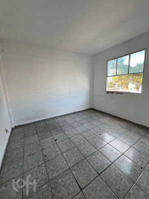 Image 3 - 925759