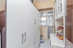 Image 26 - 925760