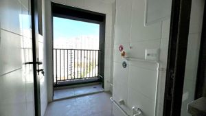 Image 4 - 925764