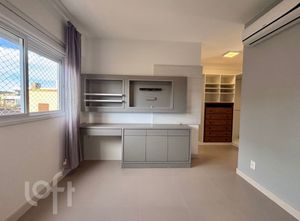 Image 15 - 925775