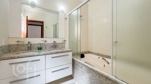 Image 7 - 925777