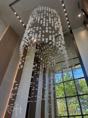 Image 17 - 925785