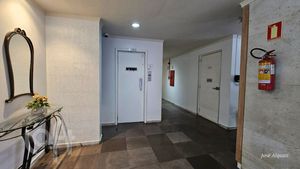 Image 31 - 925789
