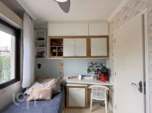 Image 27 - 925813