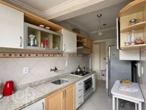 Image 11 - 925813