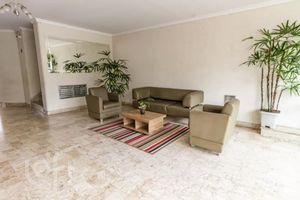 Image 30 - 925820
