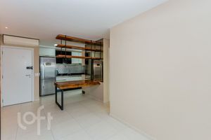 Image 3 - 925826