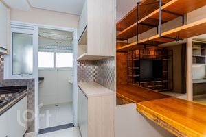 Image 6 - 925826