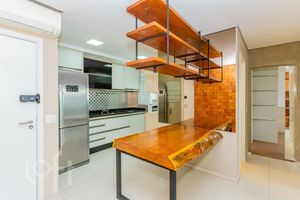 Image 4 - 925826