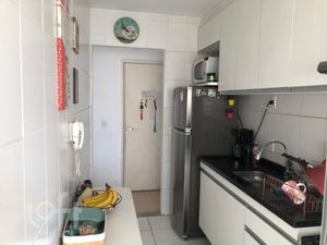 Image 1 - 925829