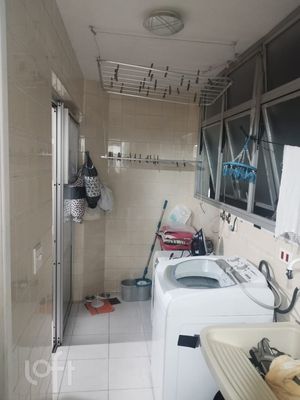 Image 3 - 925830