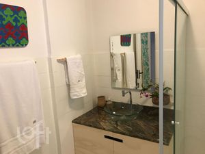 Image 3 - 925831