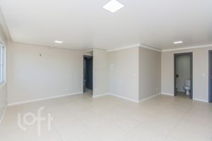 Image 4 - 925833